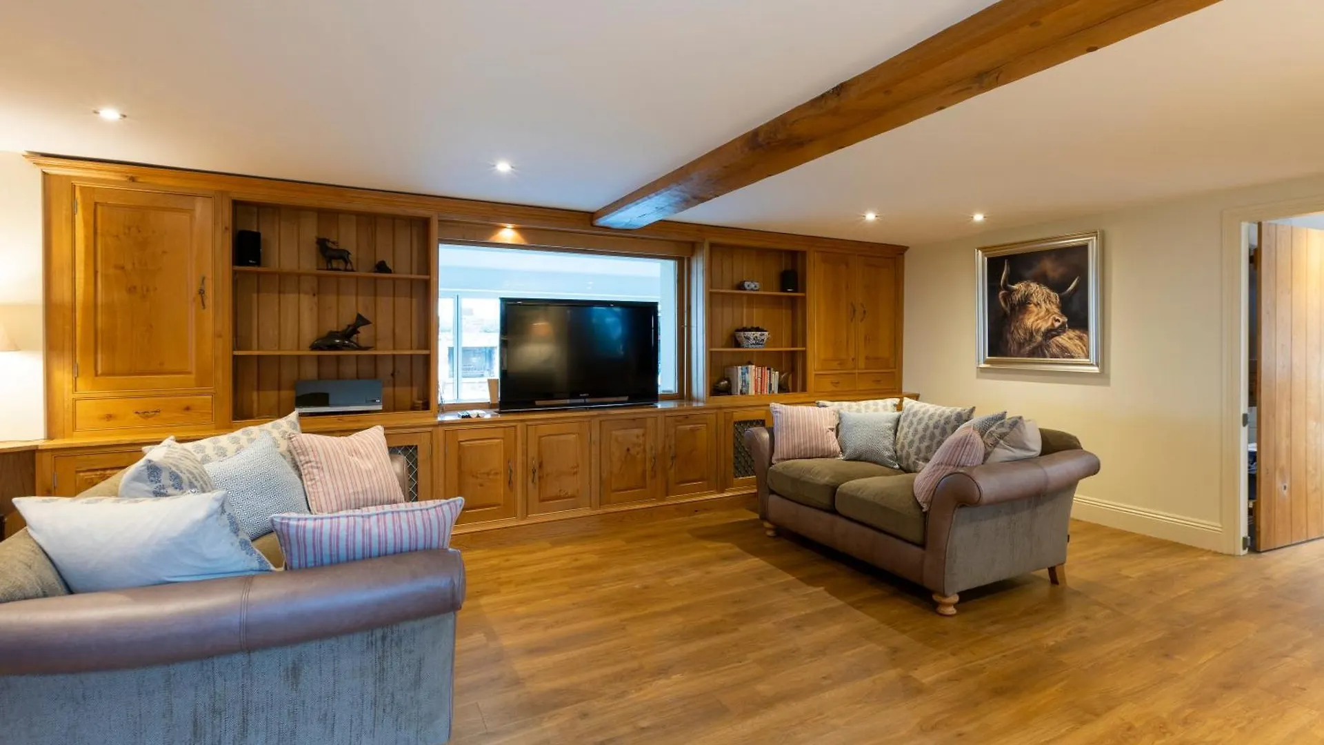 Osgoodby House With Swimming Pool And Spectacular Views Hotel Sutton  Sutton (North Yorkshire)